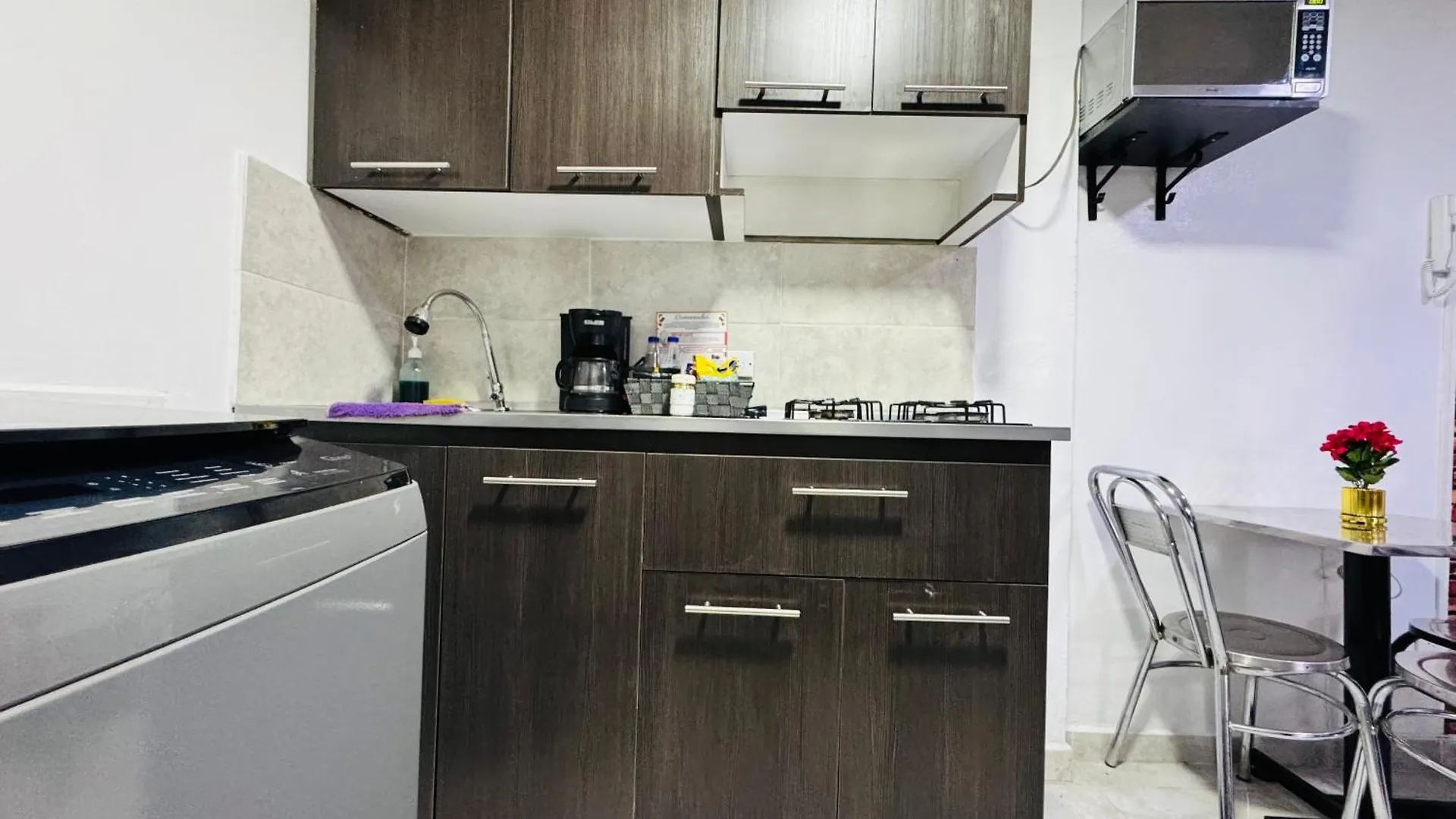 Apartamento !Increible Terraza Panoramica, Wifi 100Mb, Cocina & Lavadora! Edificio Victory Medellín Colombia