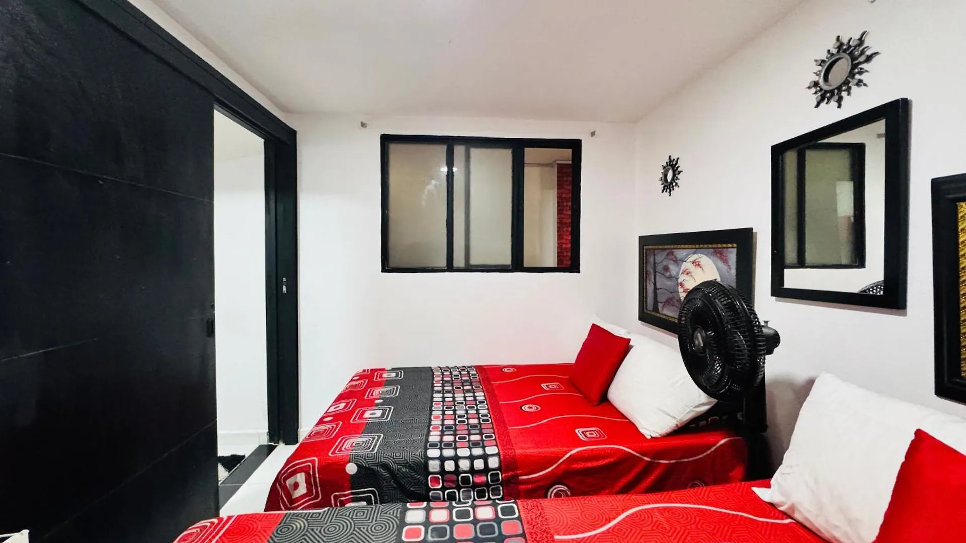 Apartamento !Increible Terraza Panoramica, Wifi 100Mb, Cocina & Lavadora! Edificio Victory Medellín
