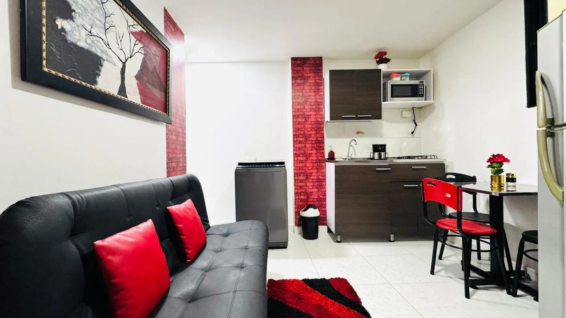 Apartamento !Increible Terraza Panoramica, Wifi 100Mb, Cocina & Lavadora! Edificio Victory Medellín