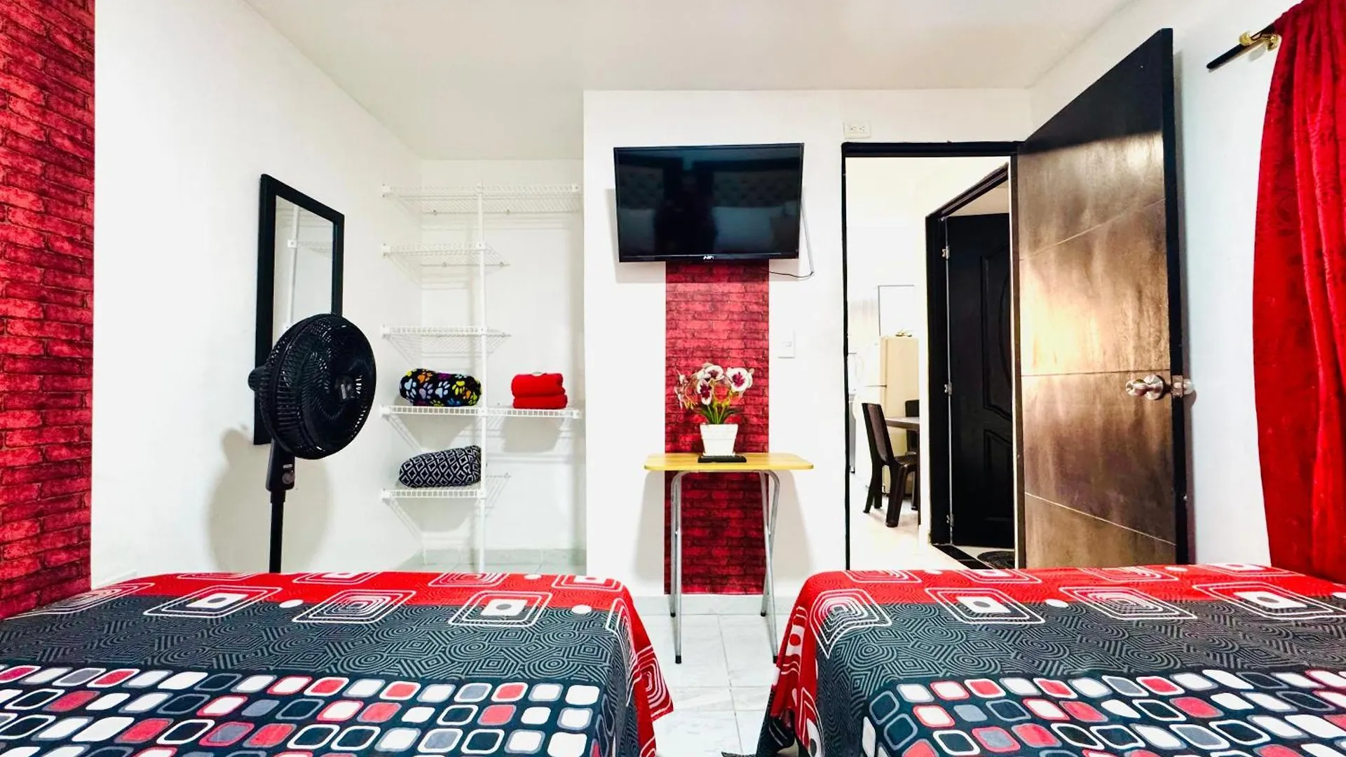 Apartamento !Increible Terraza Panoramica, Wifi 100Mb, Cocina & Lavadora! Edificio Victory Medellín
