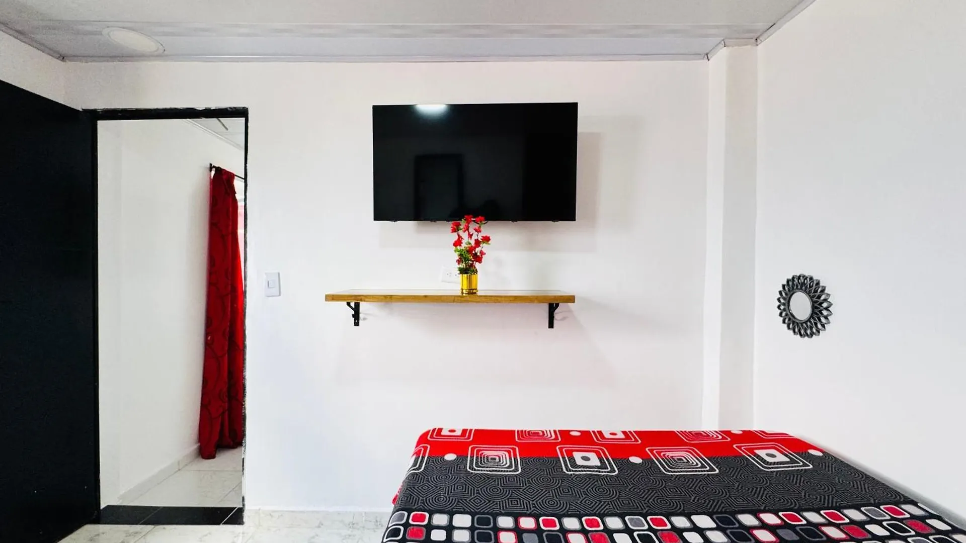 Apartamento !Increible Terraza Panoramica, Wifi 100Mb, Cocina & Lavadora! Edificio Victory Medellín