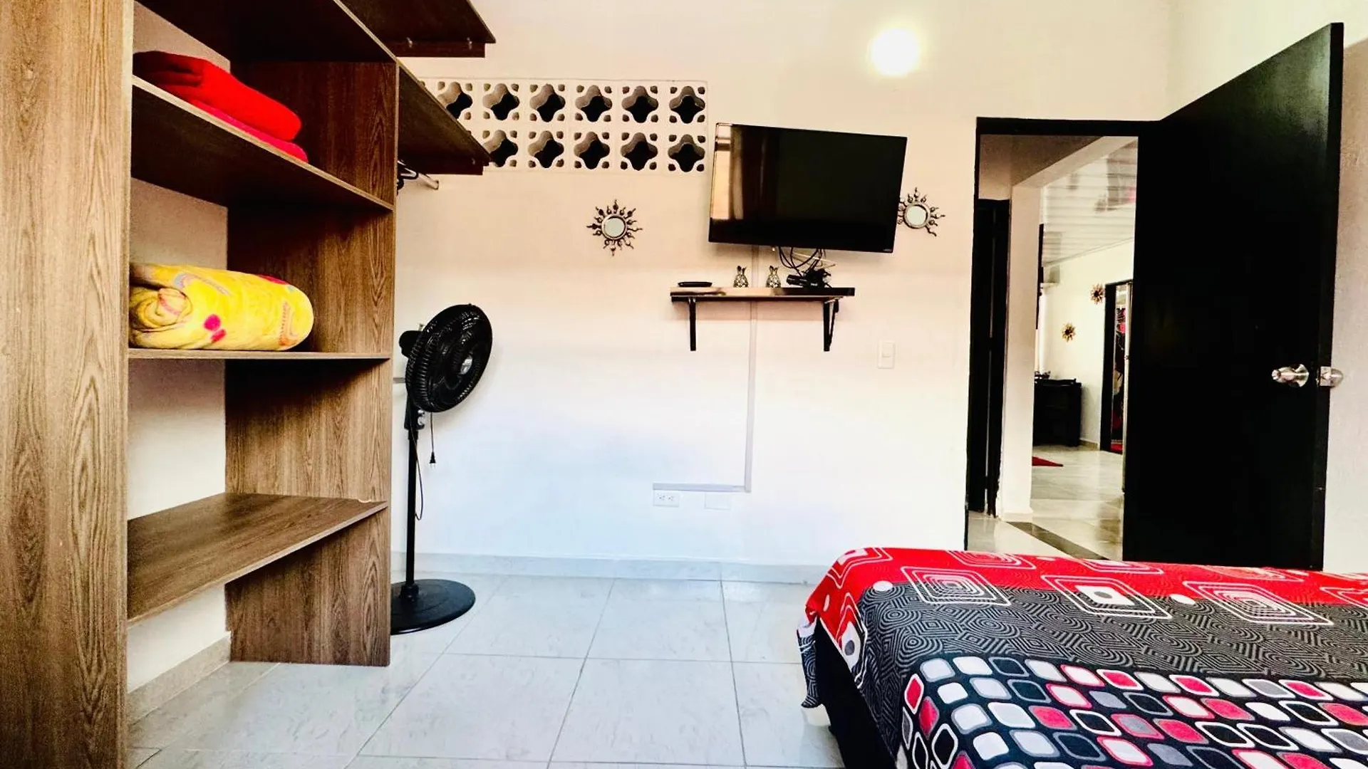 Apartamento !Increible Terraza Panoramica, Wifi 100Mb, Cocina & Lavadora! Edificio Victory Medellín Colombia